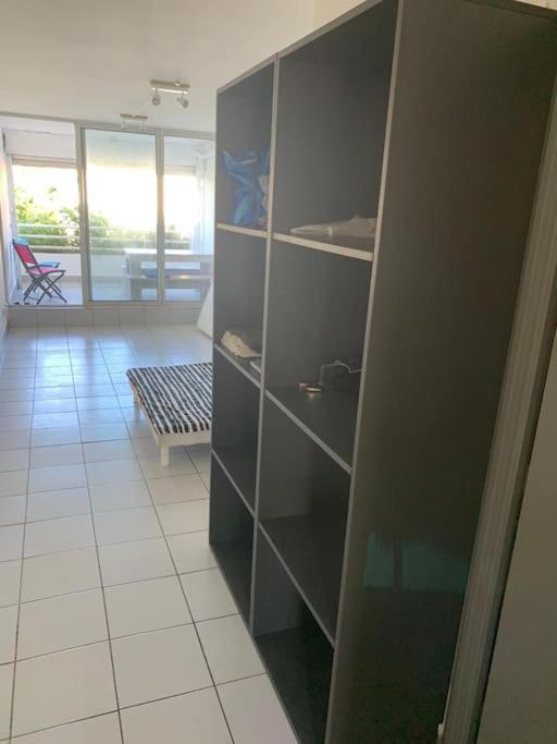 Petit Prix Et Grand Confort A Saint Gilles Les Bains Exterior photo
